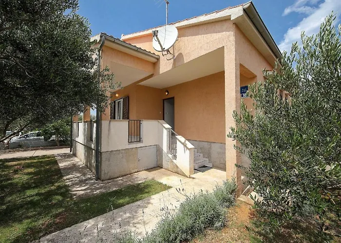 Vakantiehuis Mia By Interhome Anić