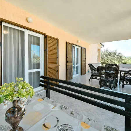 Mia By Interhome * Anic