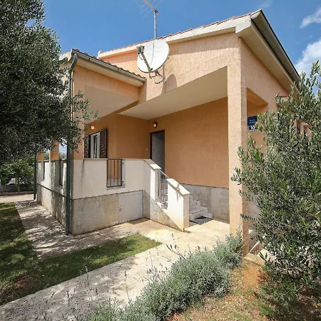 Holiday home Mia By Interhome Anic